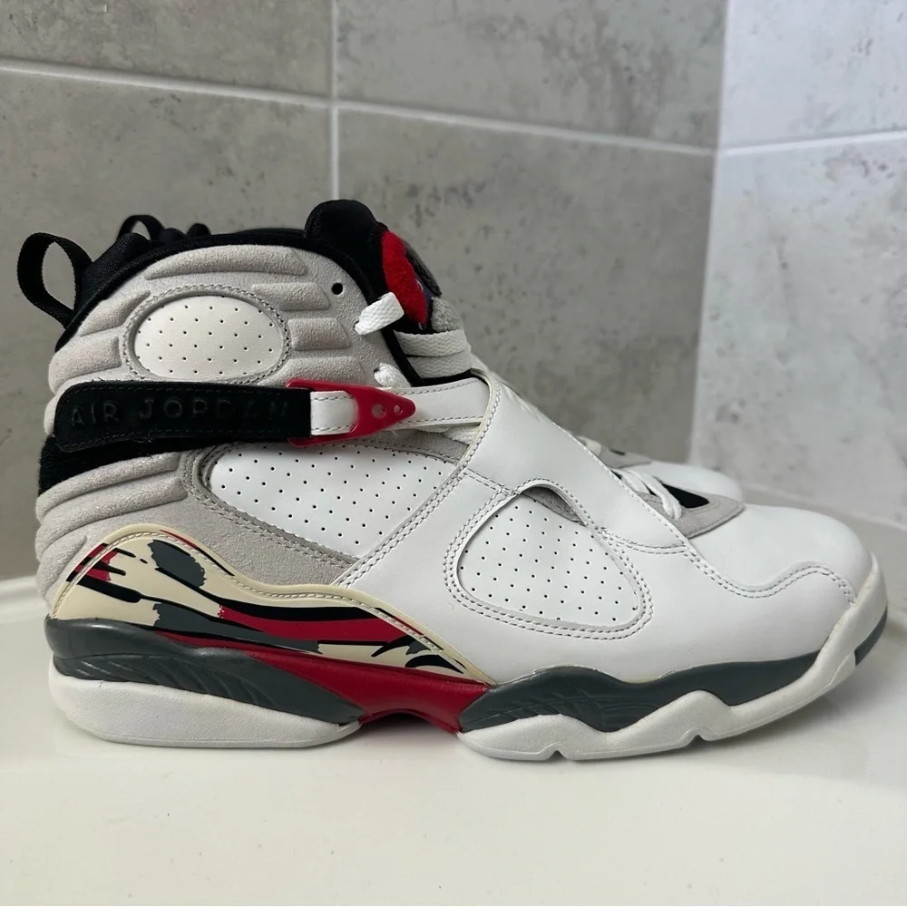 Jordan 8 Retro Bugs Bunny (2013) Sneaker Size 11.5 Men